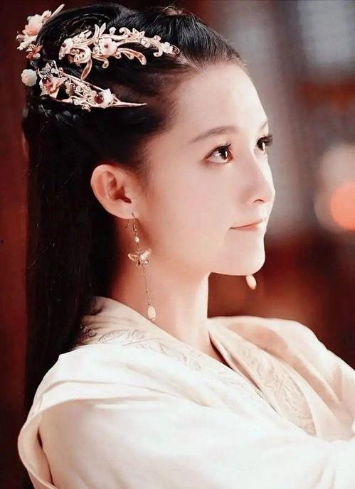 娱乐小说女主李沁,李沁的璀璨星途